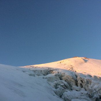 Ortler 3905m, Piz Palü 3901m, Bernina 4048m  - die drei Top-Klassiker der Ostalpen!
Die klingenden Namen dieser berühmten Berge versprechen grossartige Bergerlebnisse. Ihre markanten Umrisse einmal begehen zu können und auf ihrem Gipfel zu stehen, ist etwas vom Eindrücklichsten, was die Ostalpen zu bieten haben.
