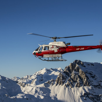 Heli-Skiing Bündnerland
Heliflug zum Tiefschneetraum

Möchten Sie einmal etwas Einmaliges erleben? Wir bieten Ihnen ein einzigartiges Erlebnis in der Winterlandschaft der Schweiz
